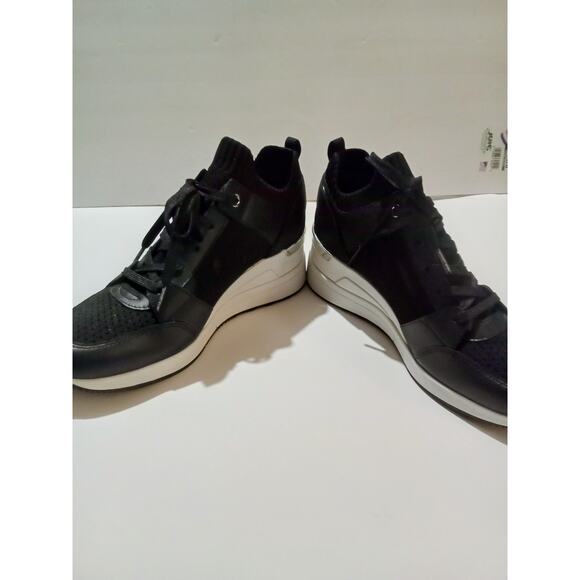 Michael Kors Women's Knit Lace-Up Trainer Sneakers Size 10 - Picture 5 of 11